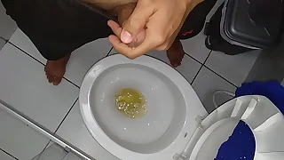 Primeira mijada do ano